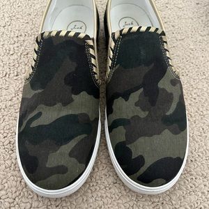 Jack Rogers McKay slip on